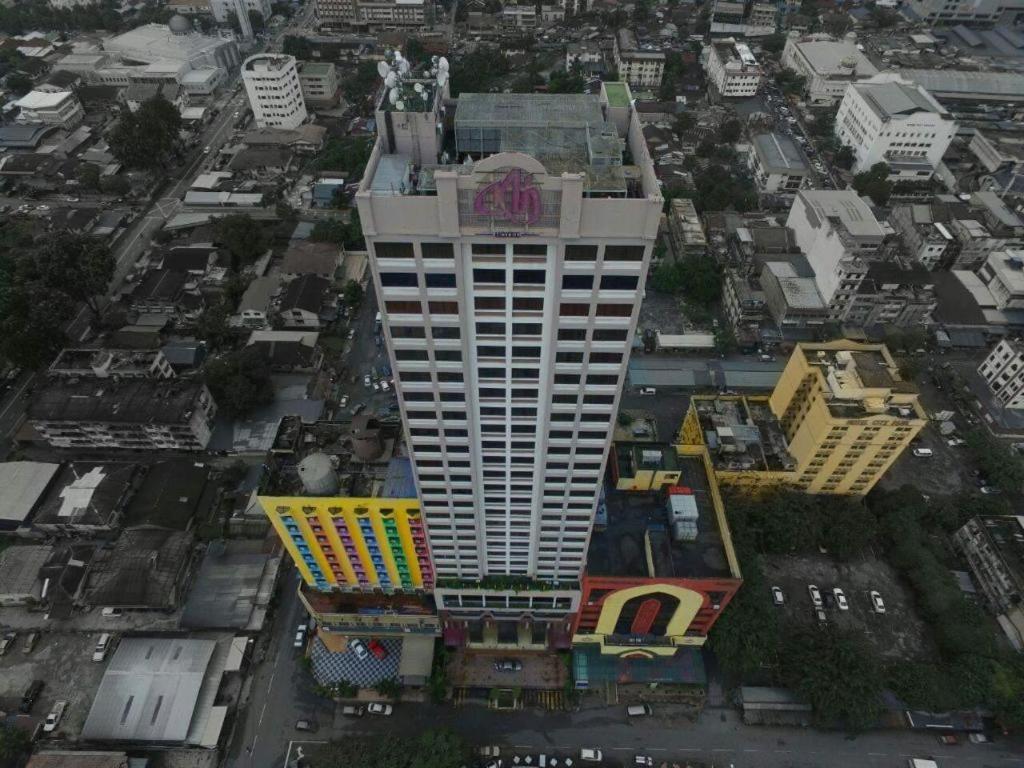 Kuala Lumpur International Hotel Экстерьер фото